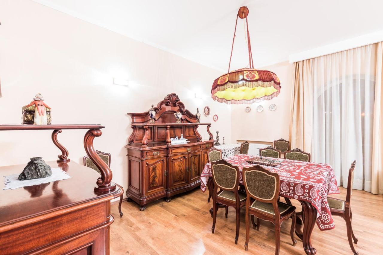 Apartment At 12 Baratashvili Street Tbilisi Exteriör bild